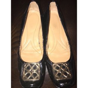 Naturalizer flats